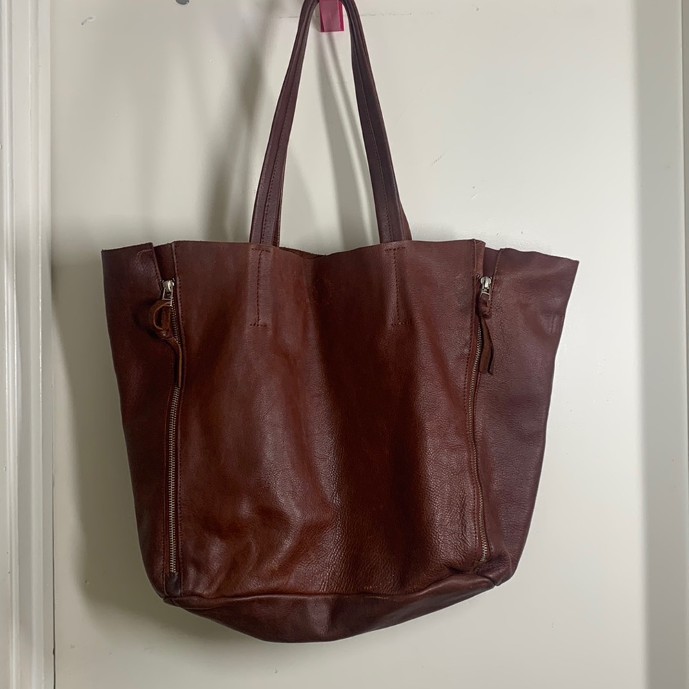 Brown leather bag hobo